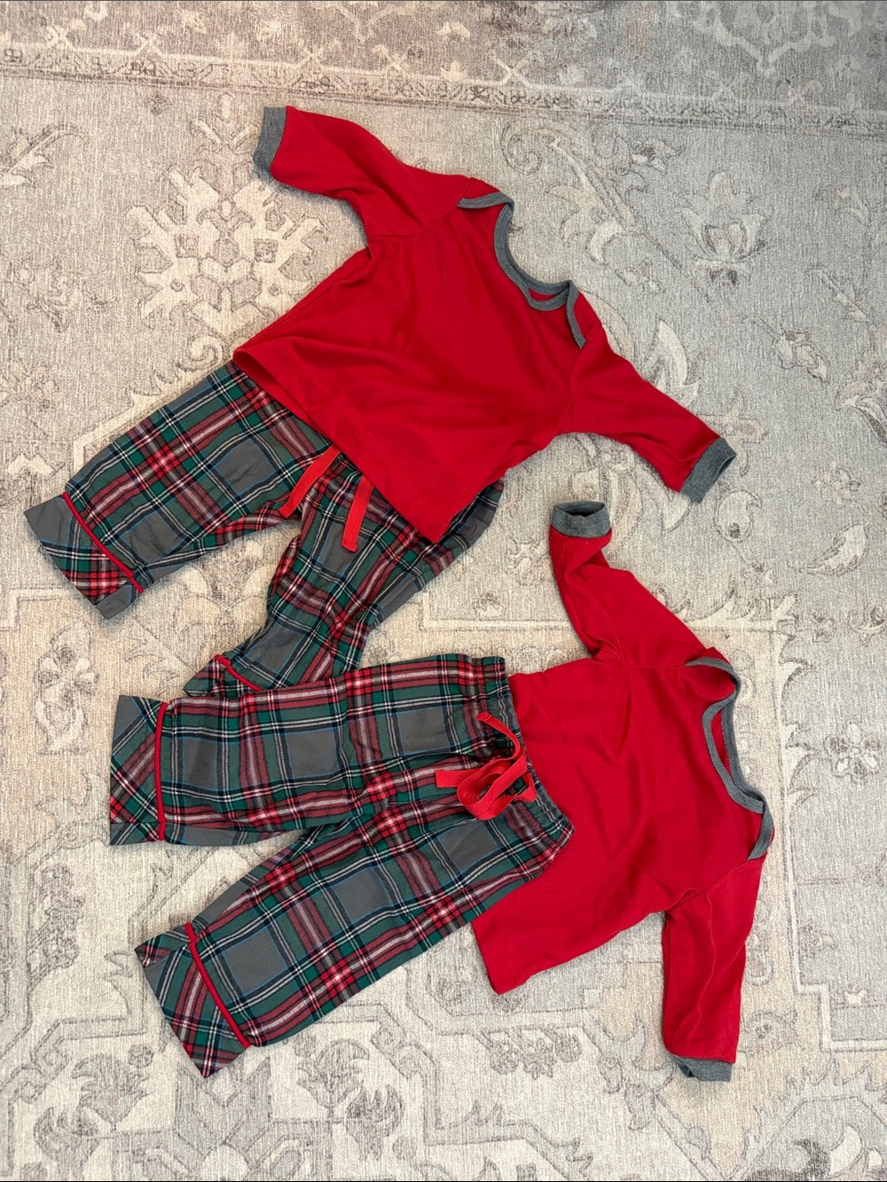 Pajamagram TWINS 0-3M Holiday Christmas Two-Piece pajamas in Plaid.